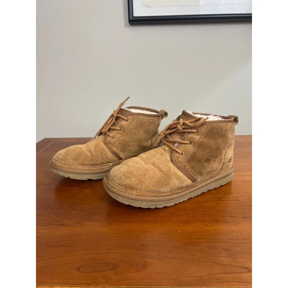 UGG Neumel Chestnut Suede Lace Up Chukka Boots 1017320K Size 5‎ Kids Women 7